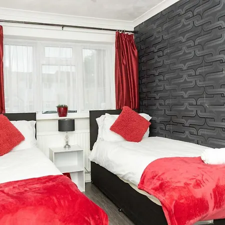 Capri 13 Sa - 3 Bedroom House Close To Loughborough University, Ev Car Facilities, Free Parking, Free Wifi - Ask For Contractor Rates! Extérieur photo